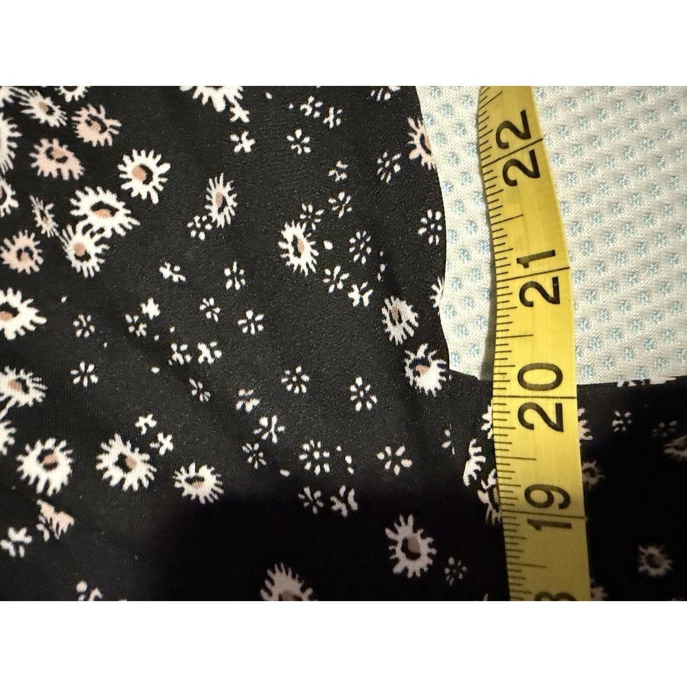Karl Lagerfield Pullover Top W V Neck And Covered Buttons No Size Tag See Pics - Picture 11 of 12